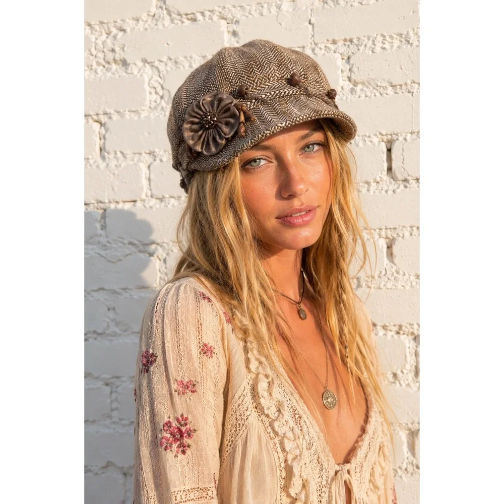 Vintage Brown Herringbone Wool Blend Newsboy Cap Flower Bead Detail OS